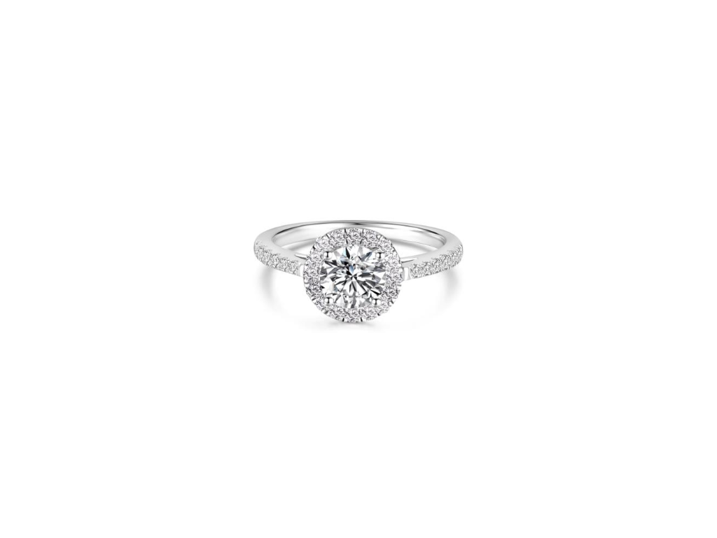 Luxurious Halo Diamond Ring