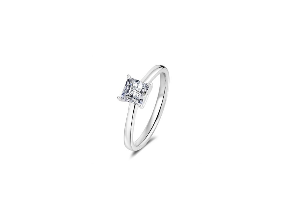 Elegant Square Diamond Ring