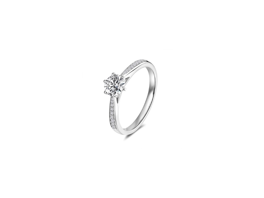Romantic Solitaire Wedding Ring
