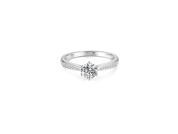 Romantic Solitaire Wedding Ring