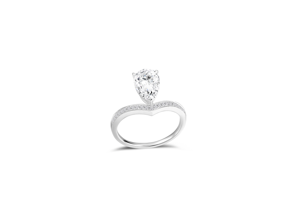 Dreamy Pear - shaped Diamond Ring