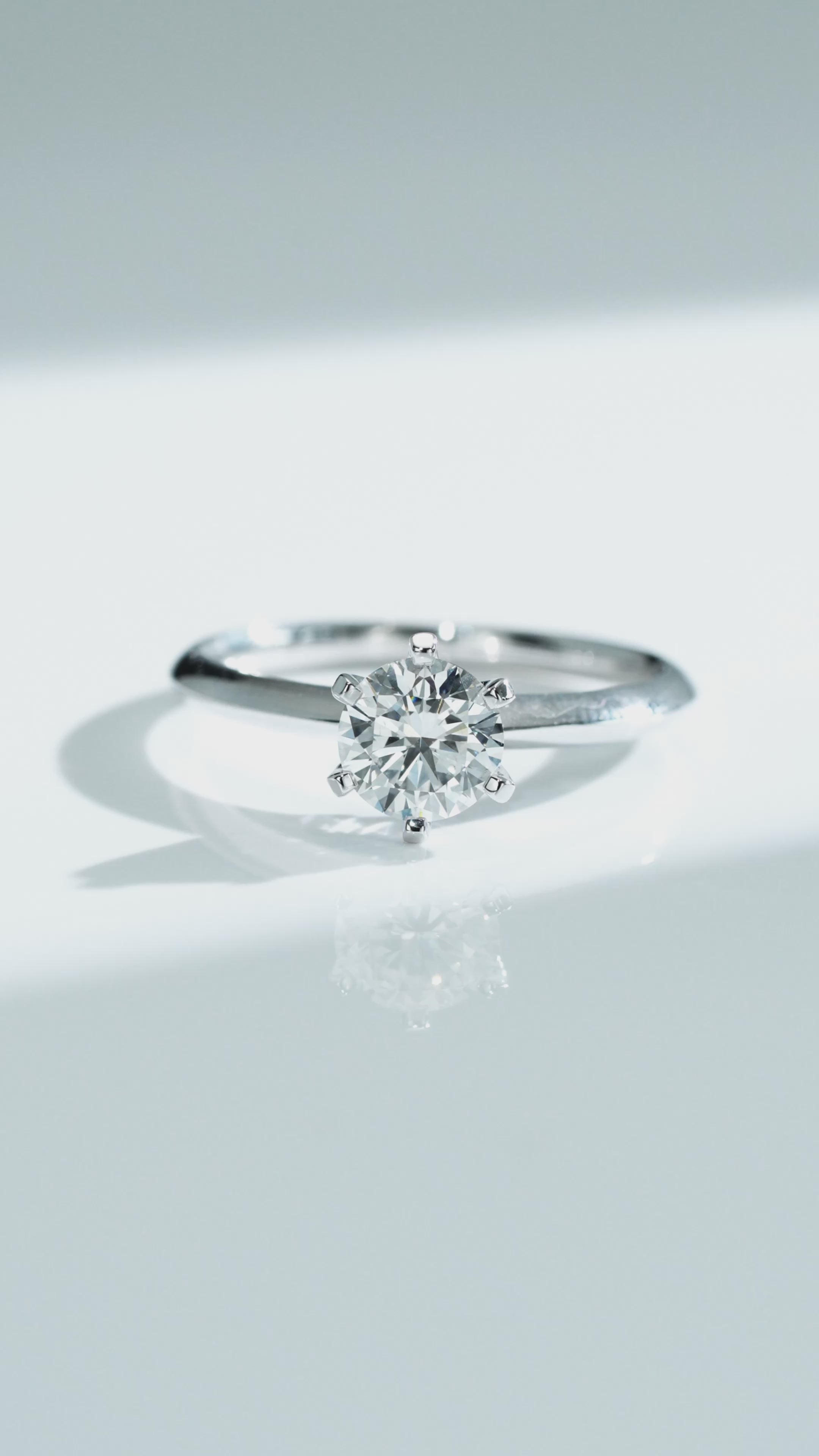 Flowing Light Classic Diamond Ring