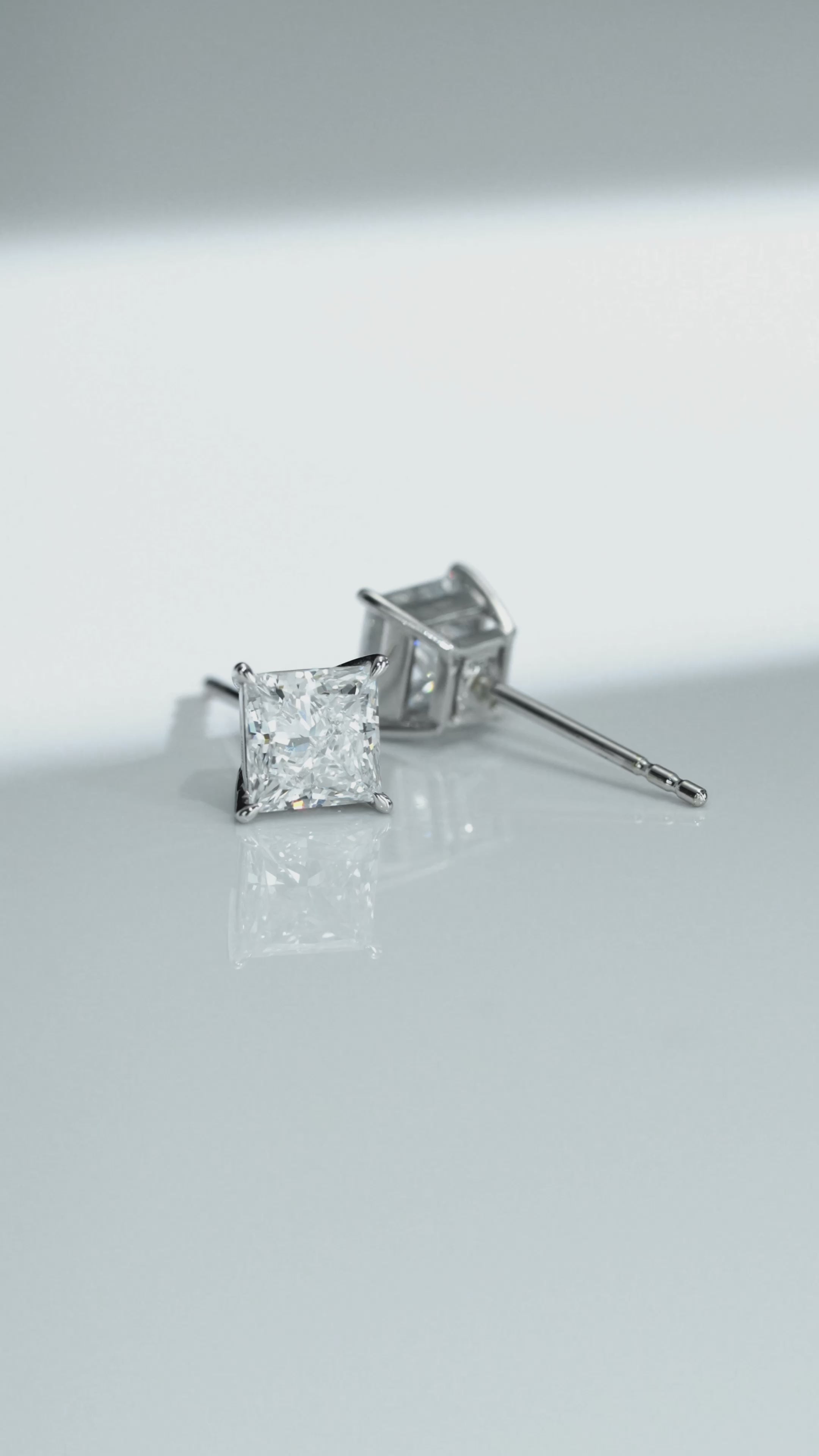 Noble Square Diamond Earrings